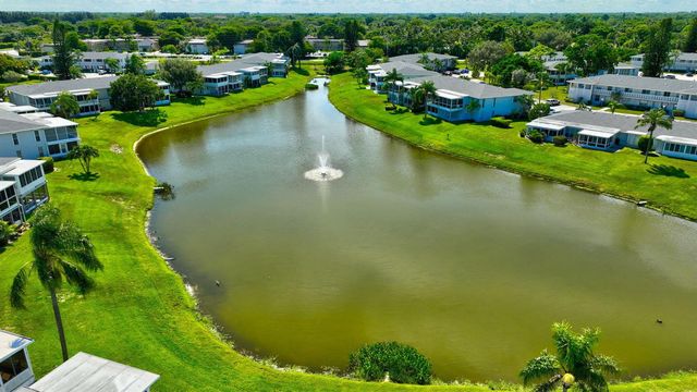 2830 SW 15th Street 6-a, Delray Beach, FL 33445