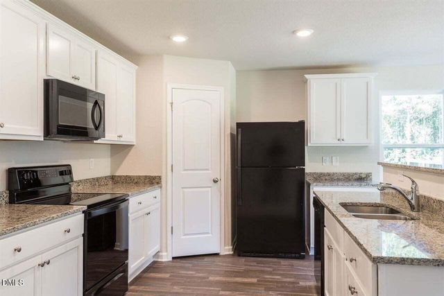 108 Brisk Drive, Zebulon, NC 27597
