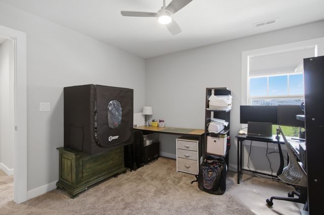 15307 Goldenrod Drive, Urbandale, IA 50323