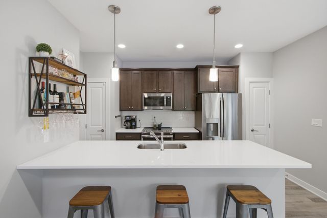 15307 Goldenrod Drive, Urbandale, IA 50323
