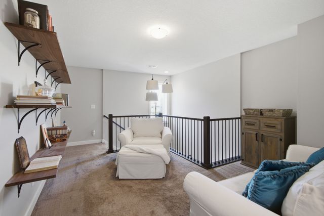 15307 Goldenrod Drive, Urbandale, IA 50323