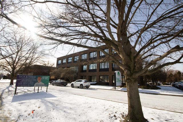 15000 Cicero Avenue, Oak Forest, IL 60452