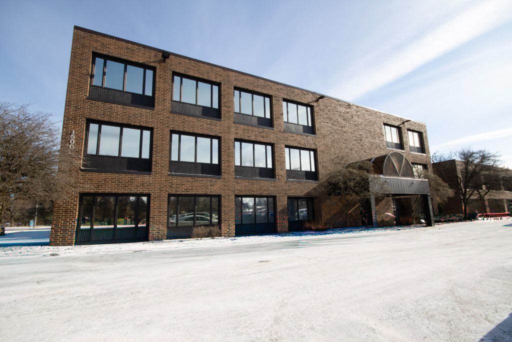 15000 Cicero Avenue, Oak Forest, IL 60452