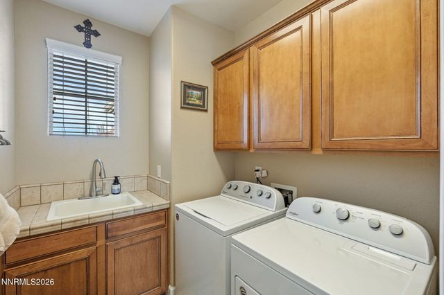 4289 Black Hills Drive, Sparks, NV 89436