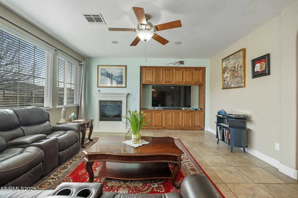 Image 10 of property listing at 4289 Black Hills Drive, Sparks, NV 89436