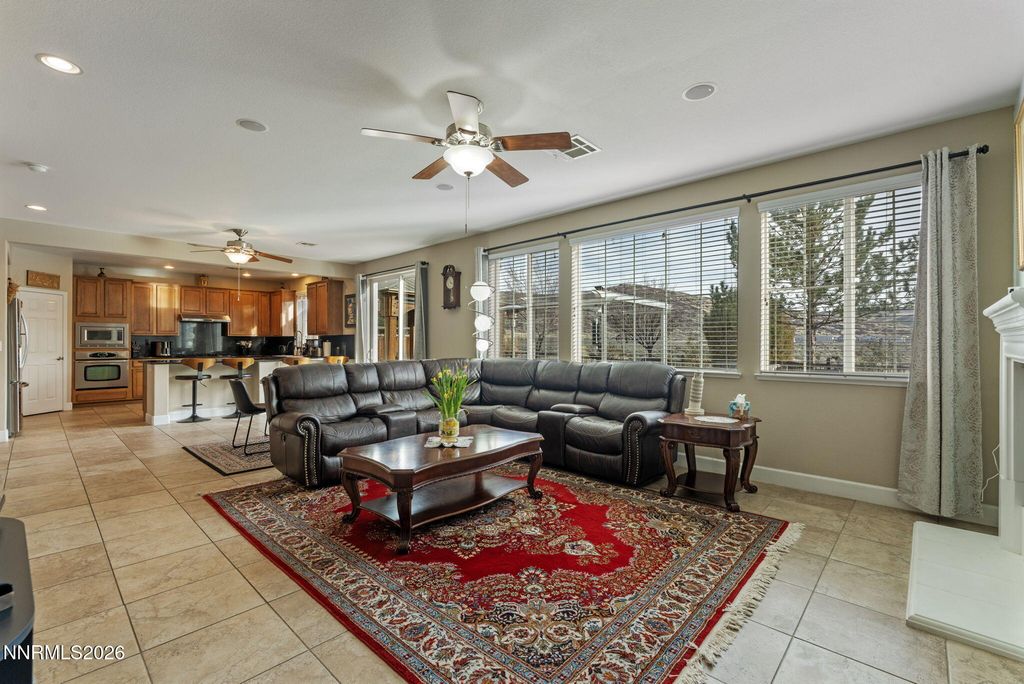 Image 11 of property listing at 4289 Black Hills Drive, Sparks, NV 89436