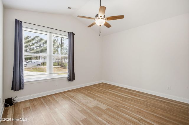 66 N Shelby Road, Southport, NC 28461