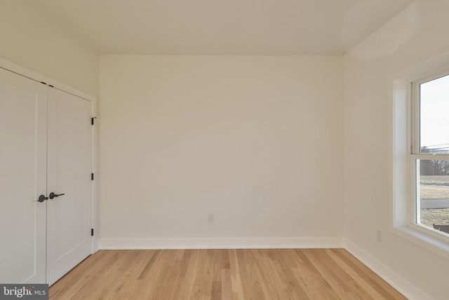 464 LONG LN, Walnutport, PA 18088