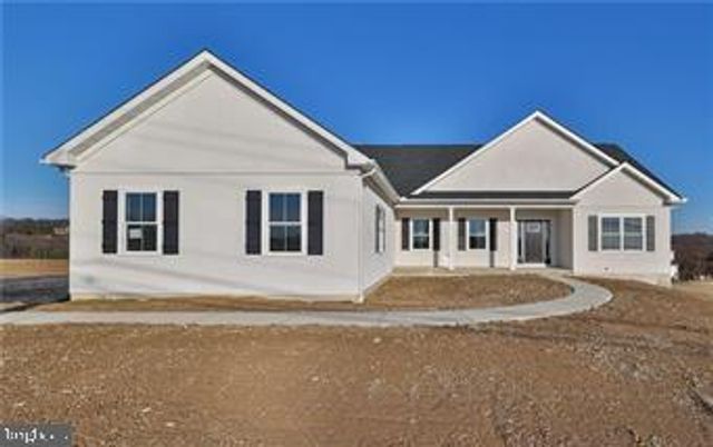 464 LONG LN, Walnutport, PA 18088