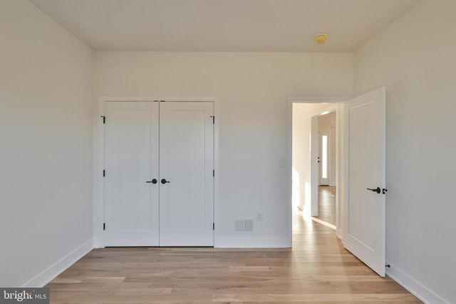 464 LONG LN, Walnutport, PA 18088