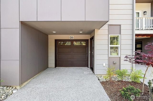 13117 3rd Avenue SE #D5, Everett, WA 98208