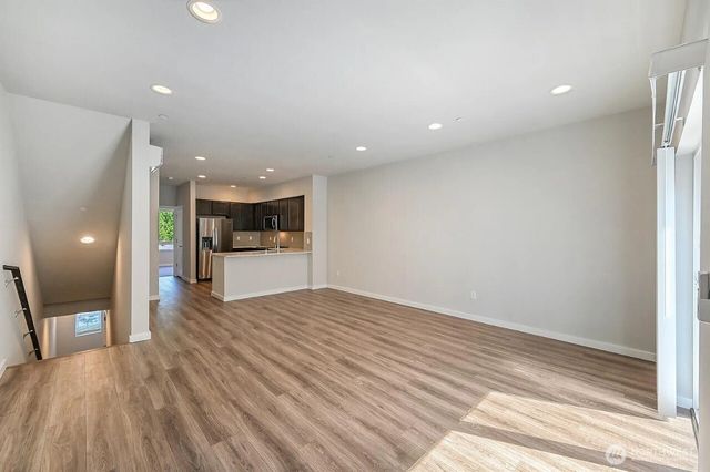 13117 3rd Avenue SE #D5, Everett, WA 98208