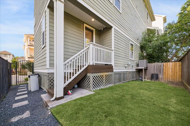 1165 Beasley Hills Lane, Houston, TX 77008