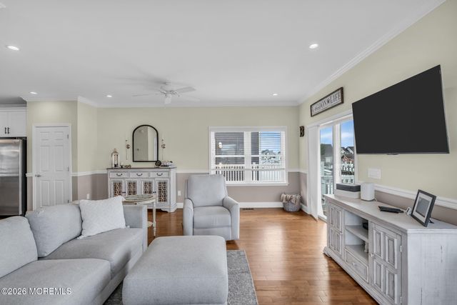 210 Longview Drive, Bayville, NJ 08721