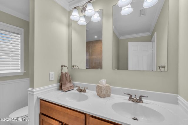 210 Longview Drive, Bayville, NJ 08721