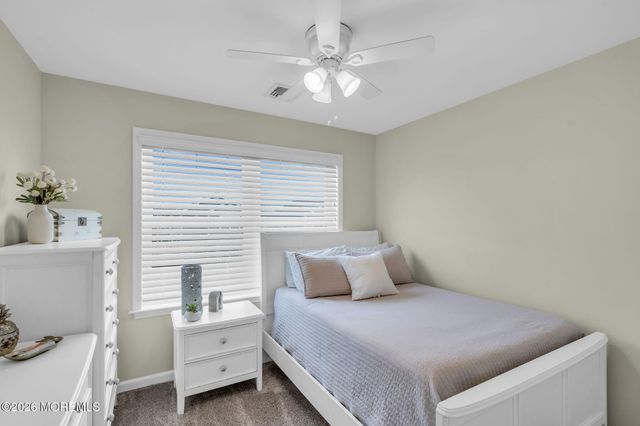 210 Longview Drive, Bayville, NJ 08721