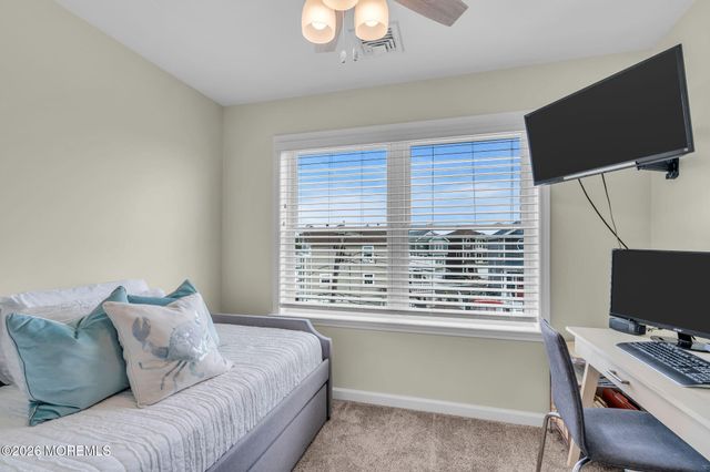 210 Longview Drive, Bayville, NJ 08721