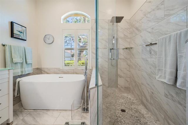 10510 CASTLEFORD WAY, Tampa, FL 33626