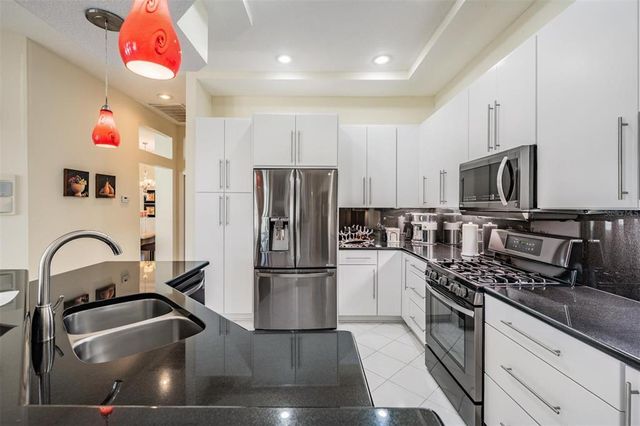 10510 CASTLEFORD WAY, Tampa, FL 33626