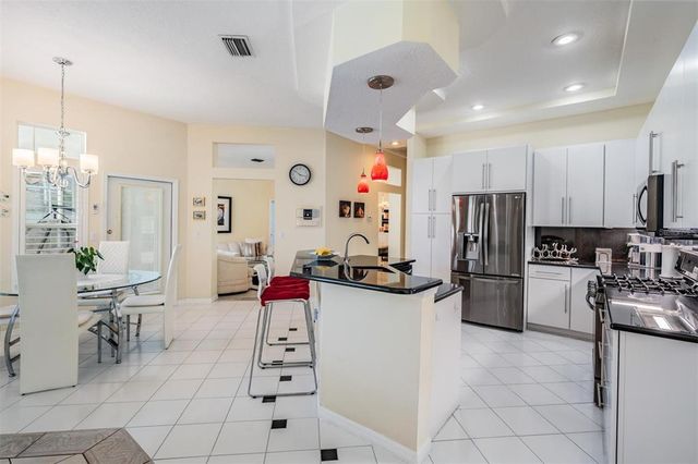10510 CASTLEFORD WAY, Tampa, FL 33626