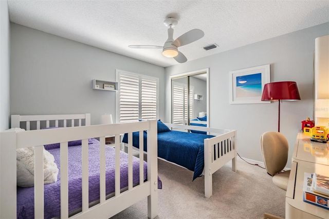 10510 CASTLEFORD WAY, Tampa, FL 33626