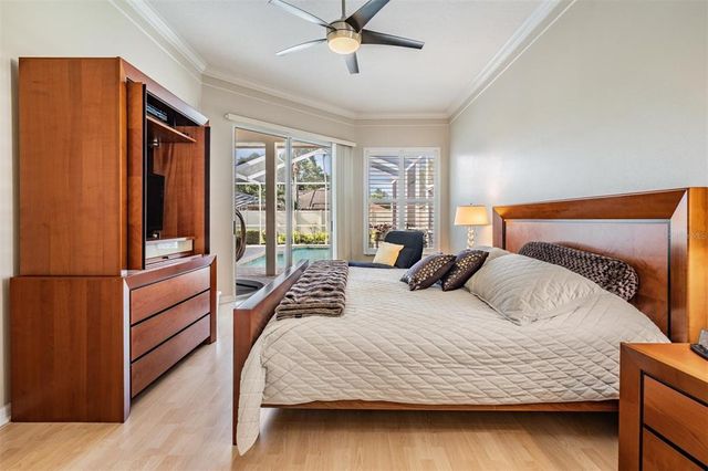 10510 CASTLEFORD WAY, Tampa, FL 33626