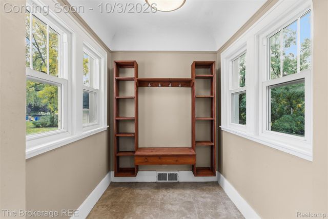 3091 Edgefield Drive, Waterford Charter Township, MI 48328