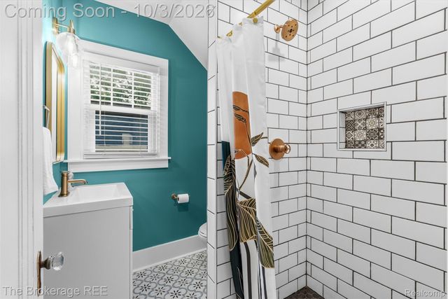 3091 Edgefield Drive, Waterford Charter Township, MI 48328