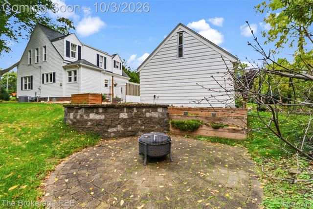 3091 Edgefield Drive, Waterford Charter Township, MI 48328