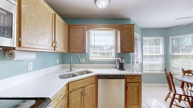 483 Jake Dr, Rineyville, KY 40162