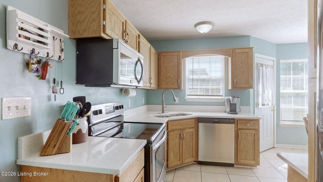 483 Jake Dr, Rineyville, KY 40162
