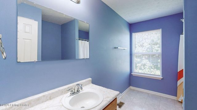 483 Jake Dr, Rineyville, KY 40162