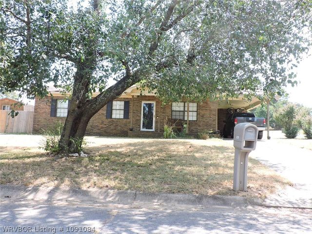 2802 Martha Street, Van Buren, AR 72956
