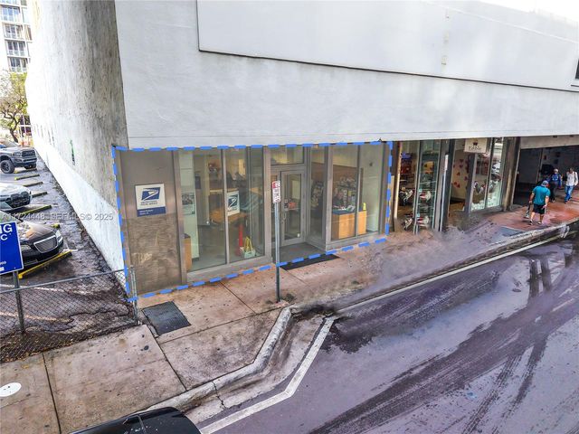 150 SE 2nd Avenue 103, Miami, FL 33131