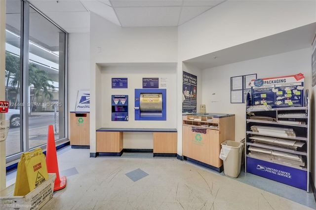 150 SE 2nd Avenue 103, Miami, FL 33131