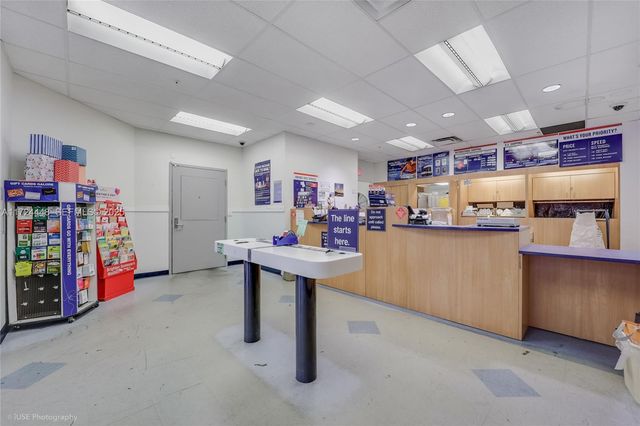 150 SE 2nd Avenue 103, Miami, FL 33131