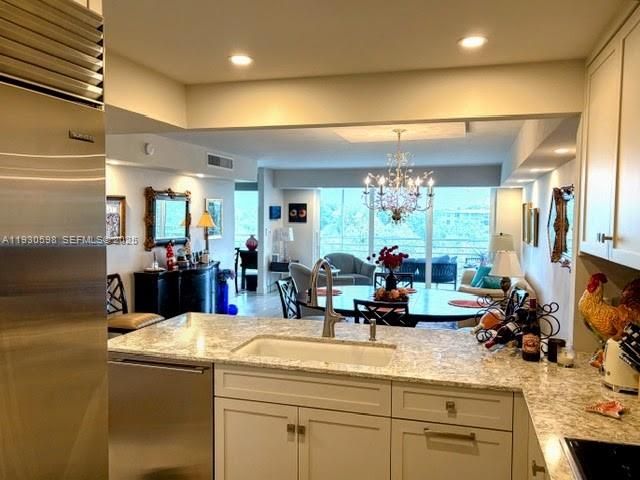 806 Cypress Grove Ln 512, Pompano Beach, FL 33069