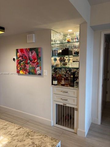 806 Cypress Grove Ln 512, Pompano Beach, FL 33069