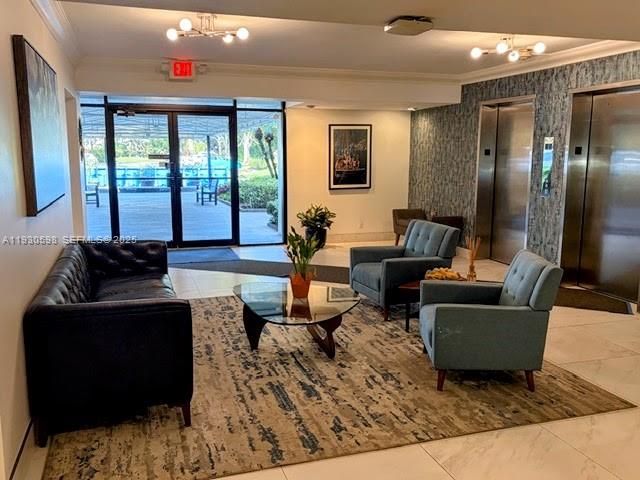 806 Cypress Grove Ln 512, Pompano Beach, FL 33069