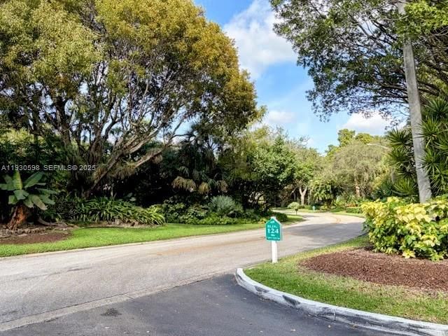 806 Cypress Grove Ln 512, Pompano Beach, FL 33069