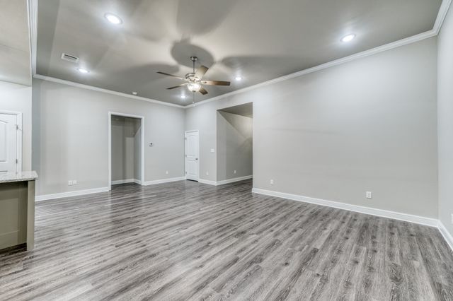 508 W 0AK Street, Weatherford, TX 76086