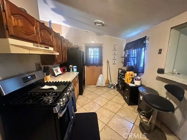 417 E 140th, Los Angeles, CA 90061
