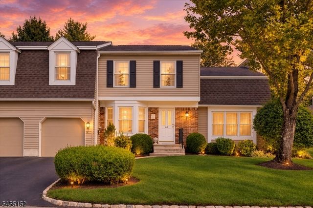 41 Dexter Dr N, Bernards Twp., NJ 07920