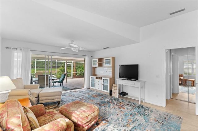 5338 Guadeloupe WAY, Naples, FL 34119
