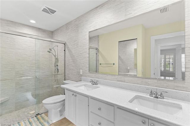 5338 Guadeloupe WAY, Naples, FL 34119