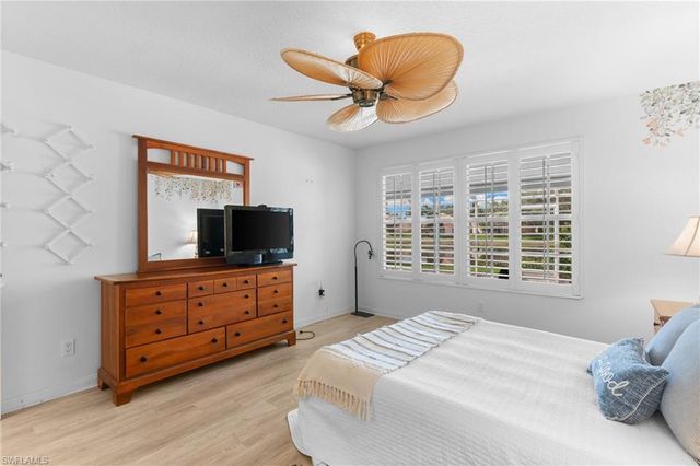 5338 Guadeloupe WAY, Naples, FL 34119