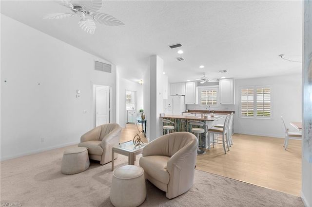5338 Guadeloupe WAY, Naples, FL 34119