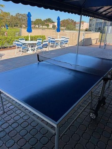 8851 Sunrise Lakes Boulevard 208, Sunrise, FL 33322