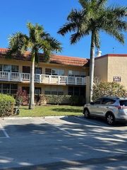 8851 Sunrise Lakes Boulevard 208, Sunrise, FL 33322
