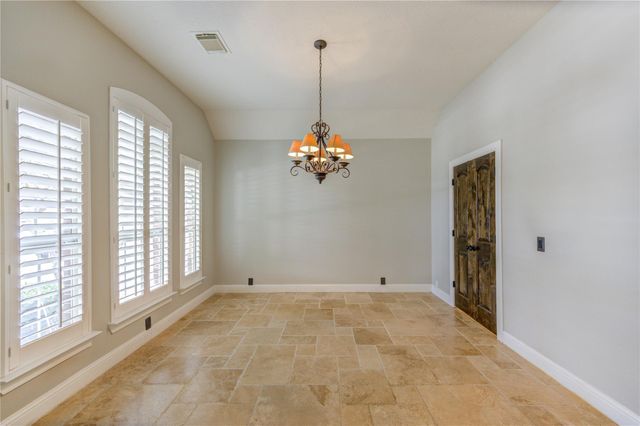 11826 Canyon Mills Drive, Houston, TX 77095